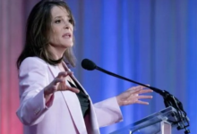 Marianne williamson drops out