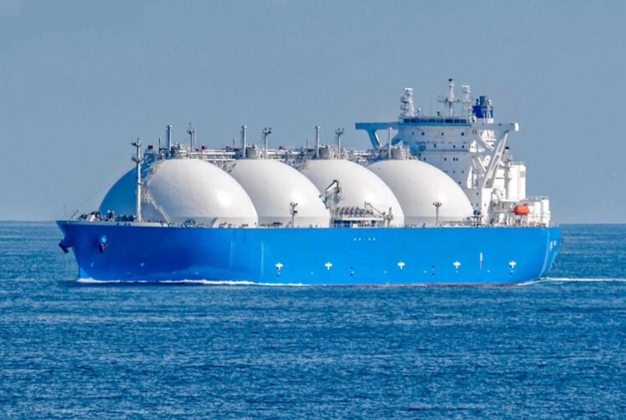 Shell demand liquefied natural gas