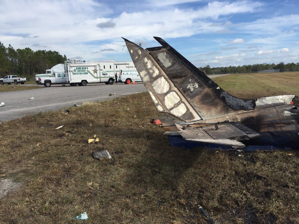 Plane crash florida highway naples