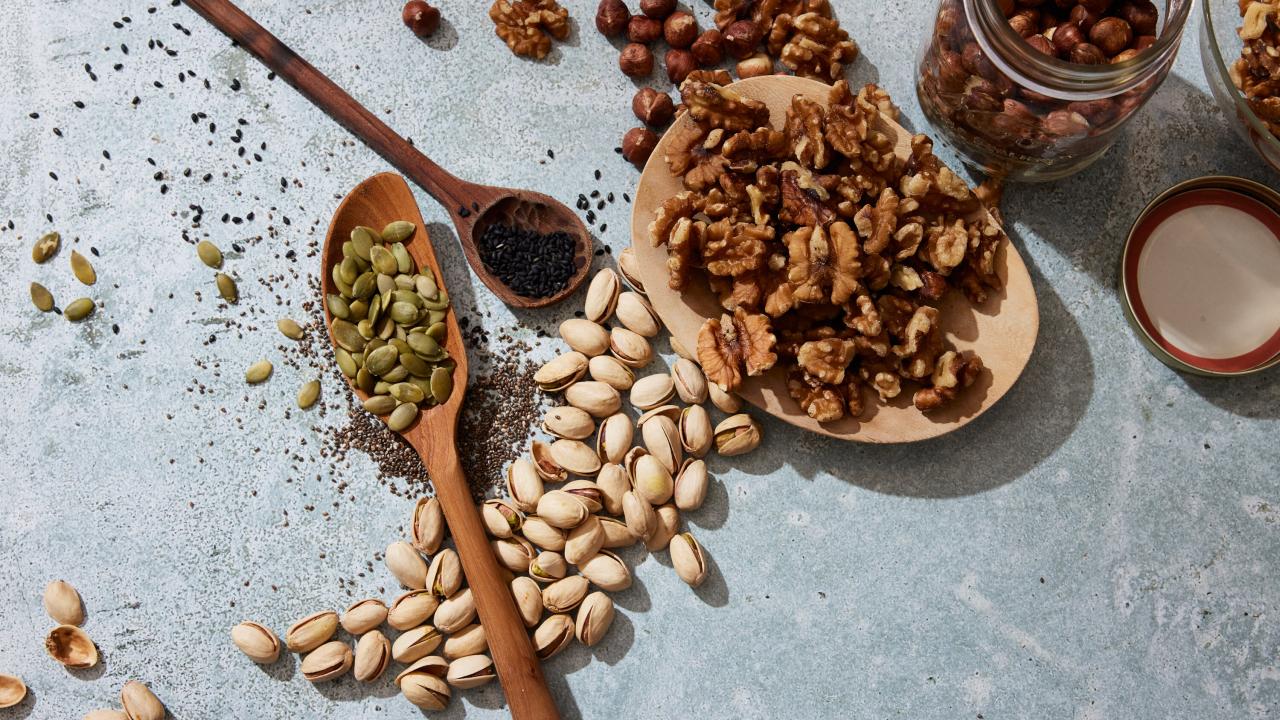 Mediterranean diet nuts seeds