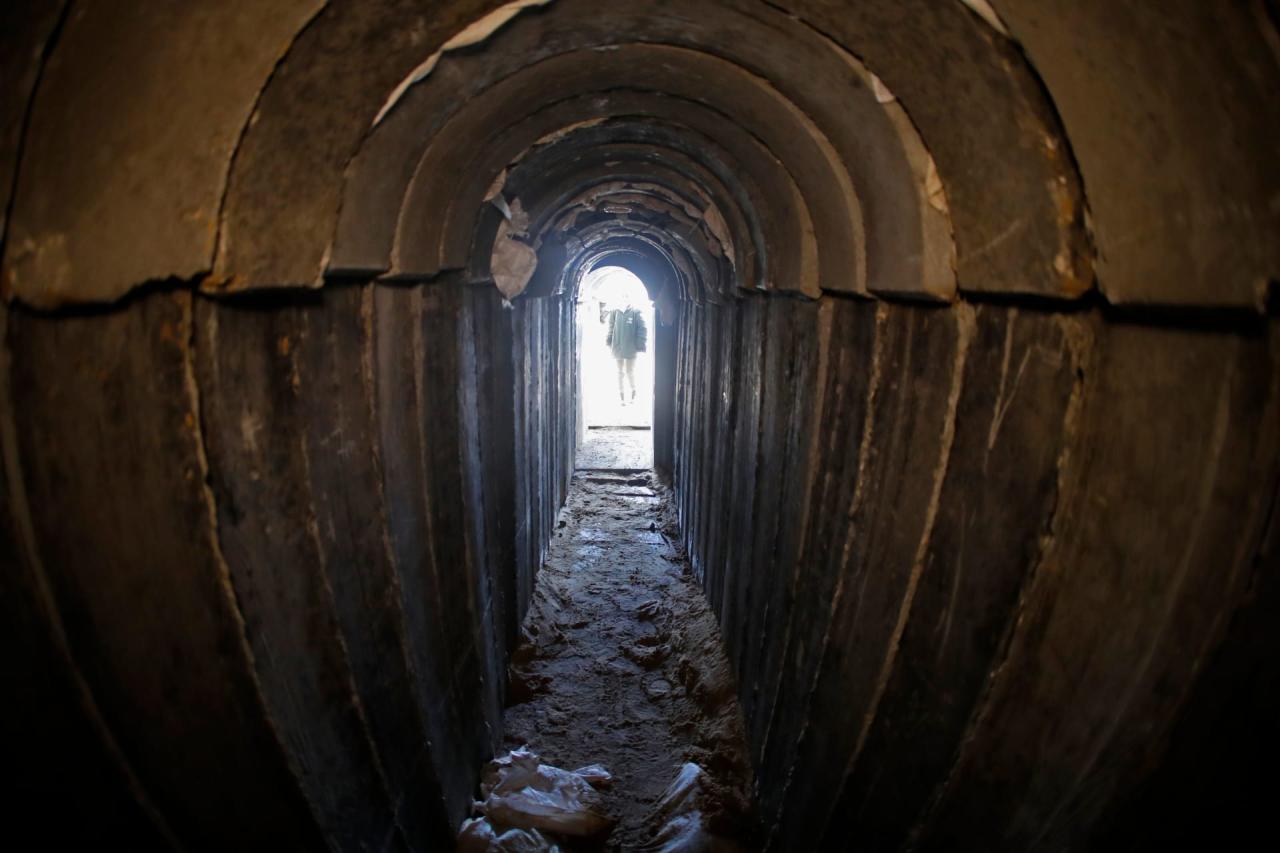 Israel flooding tunnels hamas