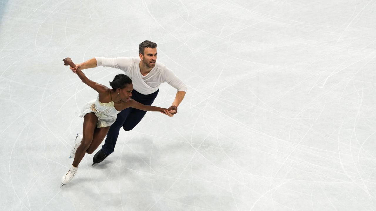 Canada olympic skating medals