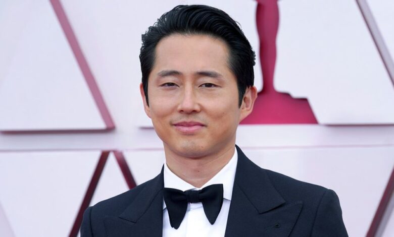 Steven yeun emmys beef