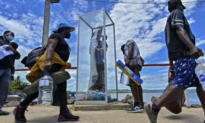 Migrants africa colombia nicaragua airport