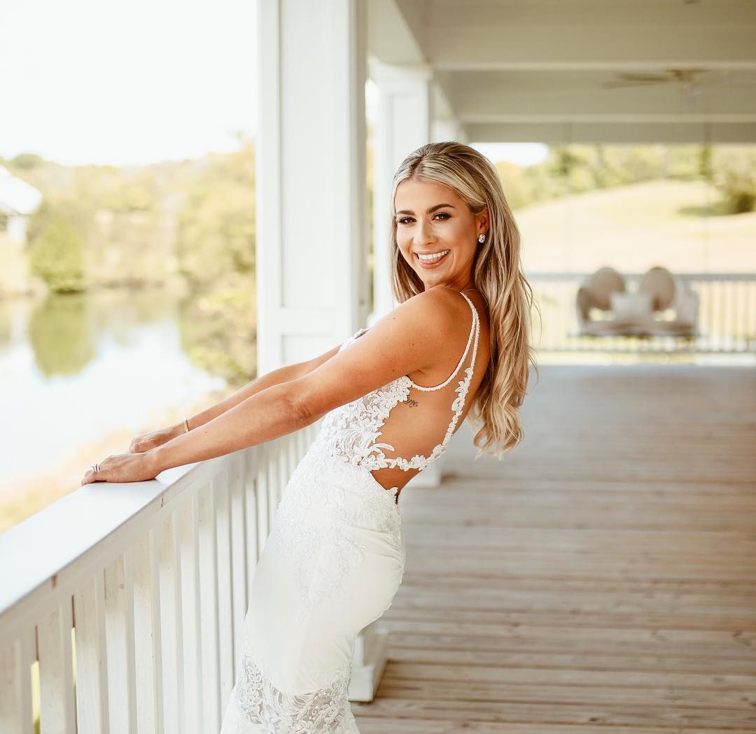 Wedding kennedy carolyn bessette dress john dresses celebrity rodriguez caroline narciso jr gowns gown weddings bridal jfk wife vogue time Alan harbron kate tsyrlin wedding