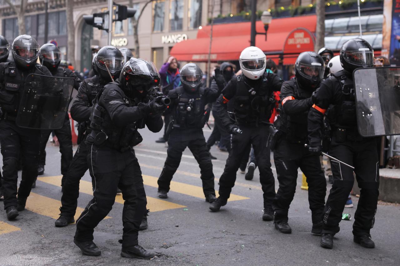 France police brutality verdict