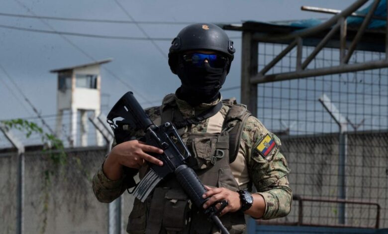 Ecuador gang prison emergency