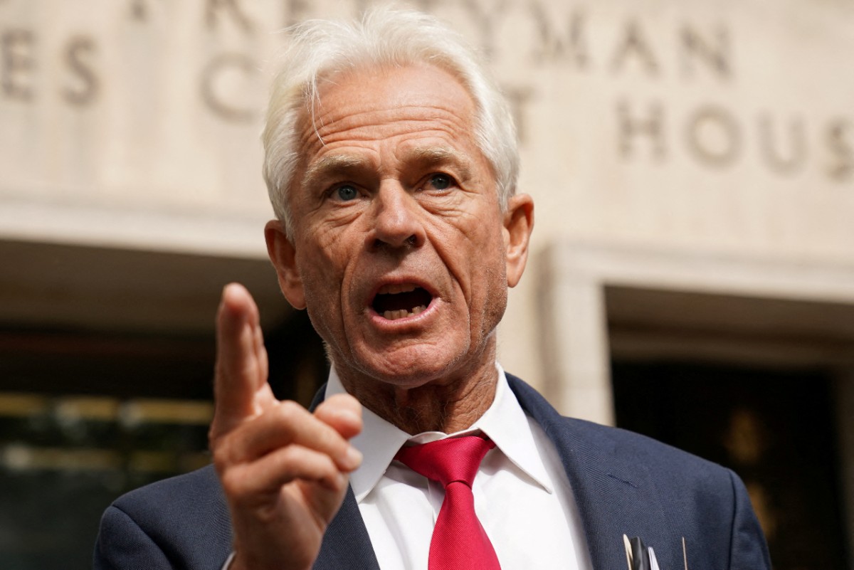 Peter navarro sentence contempt congress