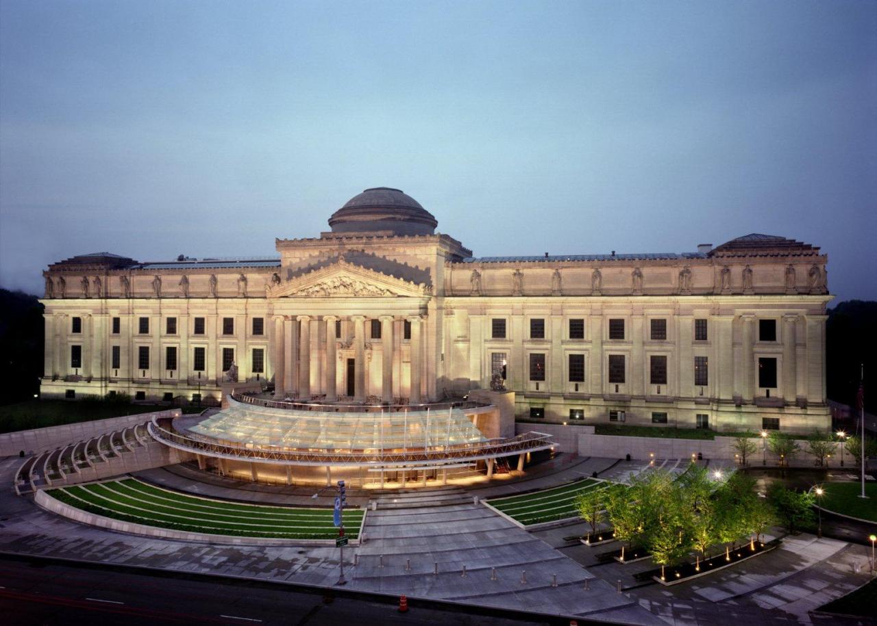 Brooklyn museum education center