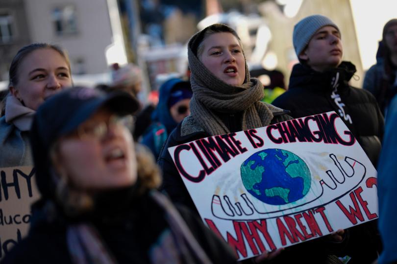 Davos puts climate on the back burner