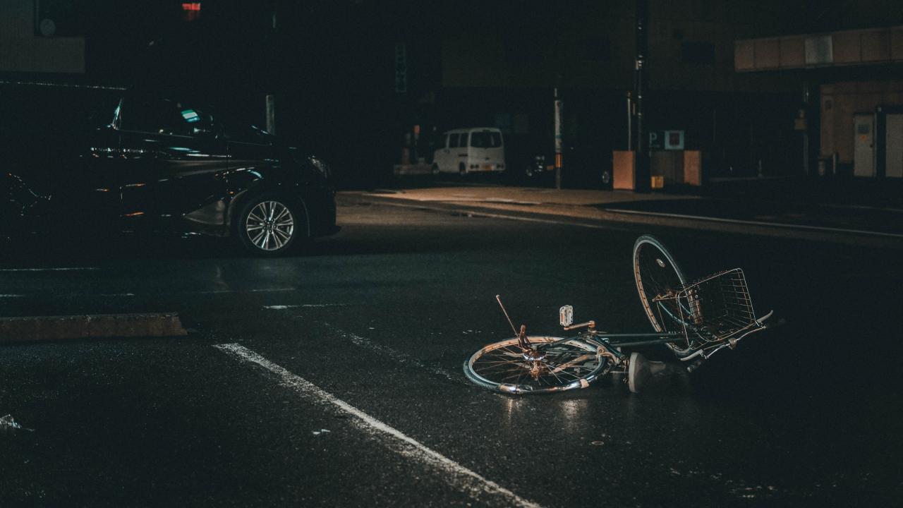 Pedestrian deaths cars night