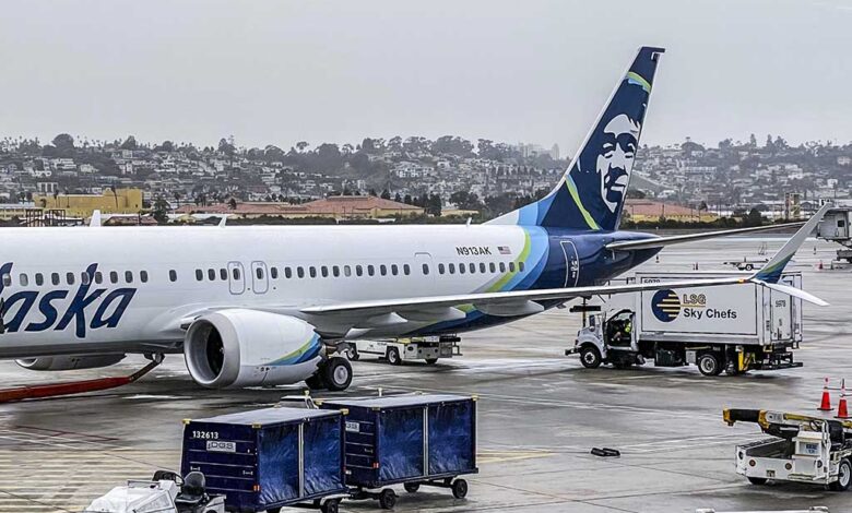 Alaska airlines boeing 737 max 9