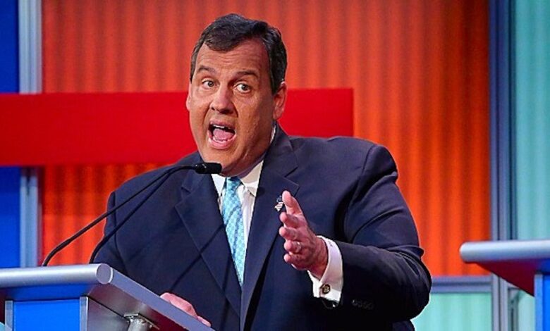 Chris christie drops out ecuador violence