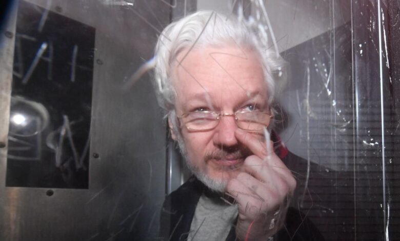 Assange julian wikileaks bail denied extradited judge rules