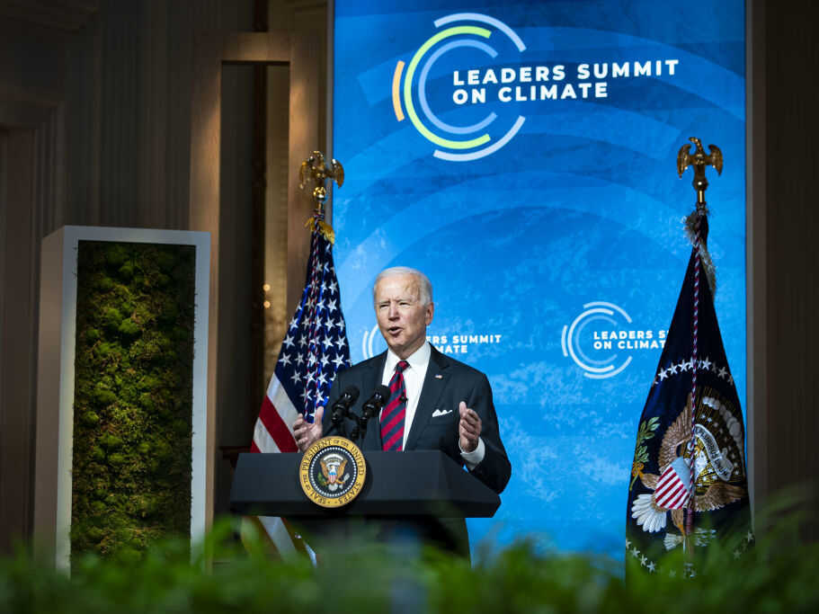 Biden lng pause climate