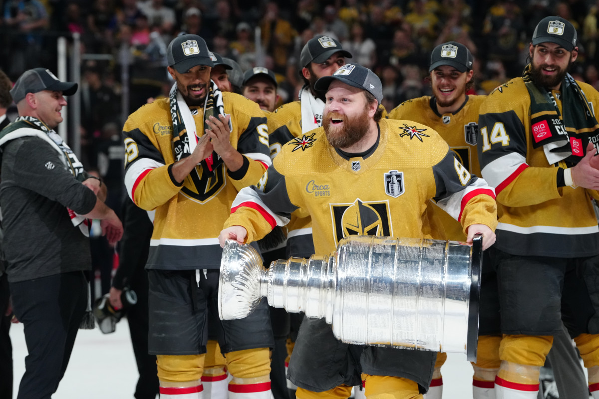 Phil kessel vancouver canucks fit