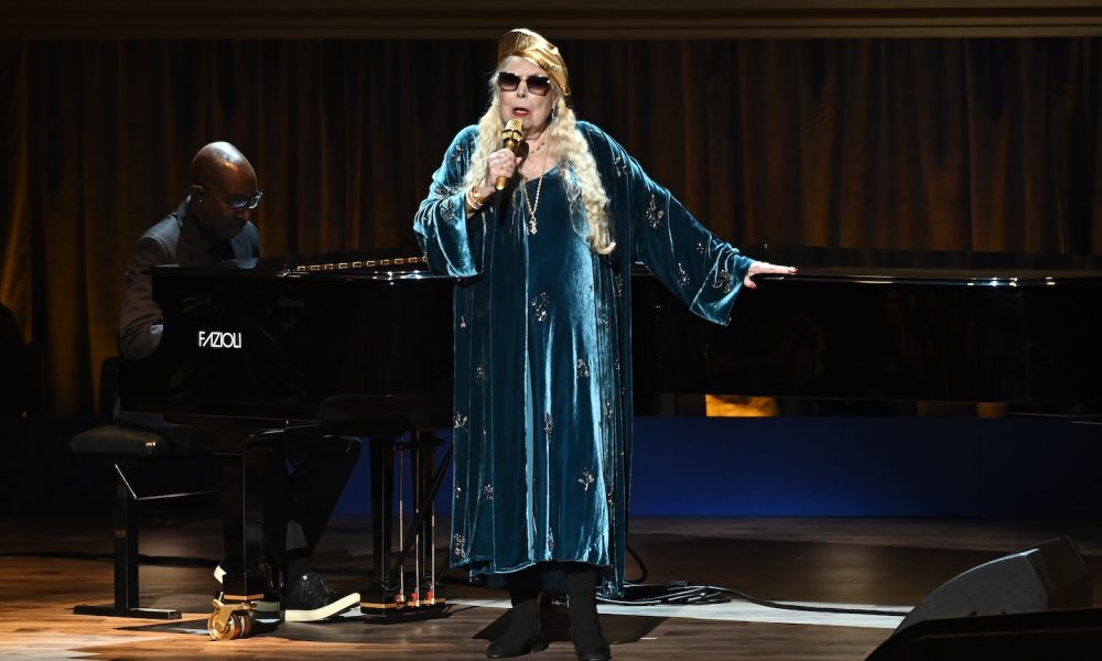 Joni mitchell grammys performance